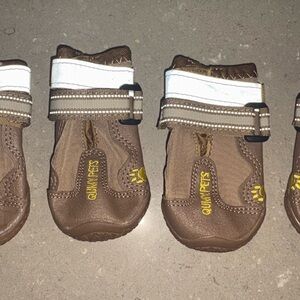 Qumy Dog Shows Anti Slip Sole Khaki Size 1 New In Box Never Used Dog Shoes